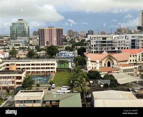 Lagos nigeria skyline hi-res stock photography and images - Alamy