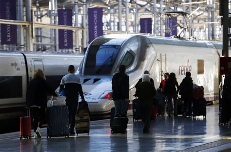 Renfe es la empresa más responsable en el transporte de viajeros según