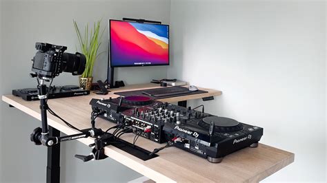 A DJ Setup & Home Office / University Setup All in one! Tour: https ...