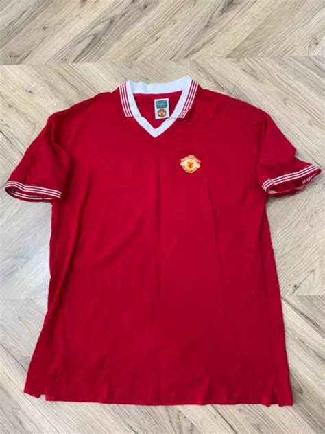 Manchester United Home Football Shirt Score Draw Retro Soccer Jersey