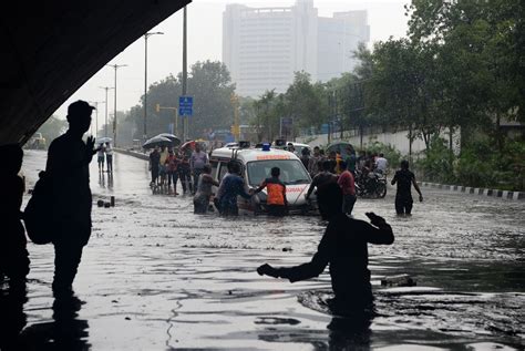 Delhi Floods In Photos Evacuation Begins As Yamuna Level Crosses