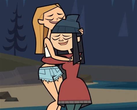 Mk And Julia Hugging 😍😍😍😍😍😍 In 2024 Animated Cartoons Total Drama