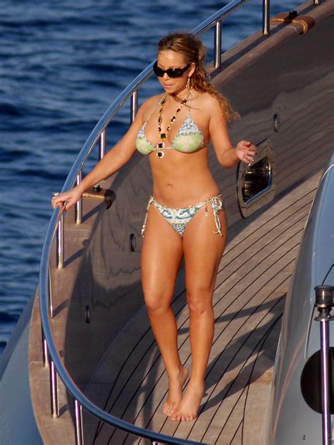 Celebrities In Hot Bikini Mariah Carey Singer Record Producer In Bikini