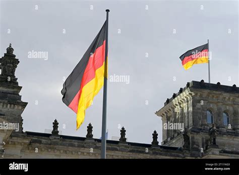 Berlin Flagge Der Bundesrepublik Deutschland Offiziell Bundesflagge