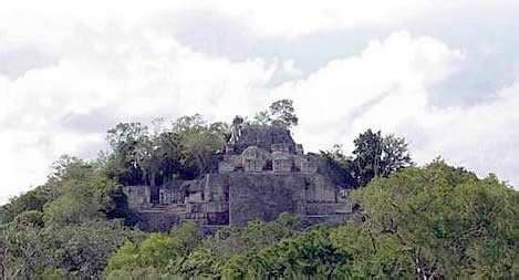 Calakmul El Reino De La Cabeza De Serpiente Tierras Mayas