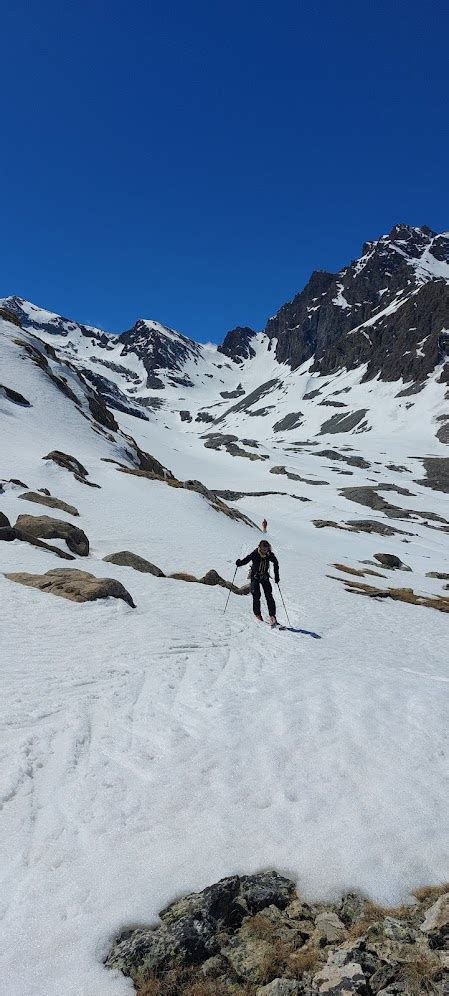 Attraversata Scialpinistica Val Di Rhemes Valgrisenche Guide Alpine