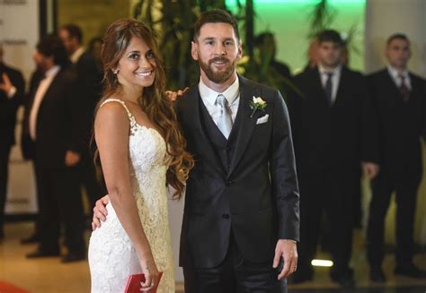 Lionel Messi and Antonela Roccuzzo's Wedding of the Century Held in ...