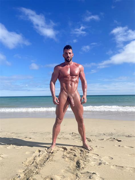 TW Pornstars Maximo Garcia Twitter Join Me On The Beach 4 08 PM