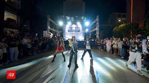 Fli P Soi Random Dance At Siam Music Fest Youtube