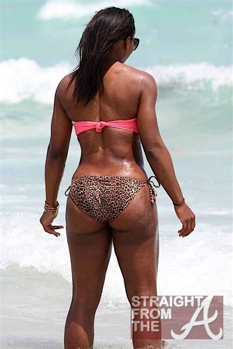 6 Hot Sexy Gabby Williams Bikini Pics