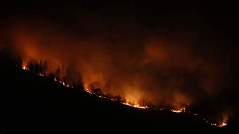 Más de 1 100 hectáreas arrasadas en el incendio de Baleira Lugo