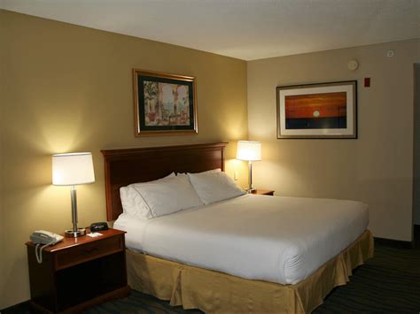 Hotel in Brooksville, FL | Holiday Inn Express & Suites Brooksville West