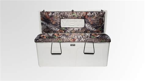 Yeti Coolers Casket Outside Online