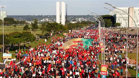 Brasília vai parar Saiba quais categorias aderiram à greve geral