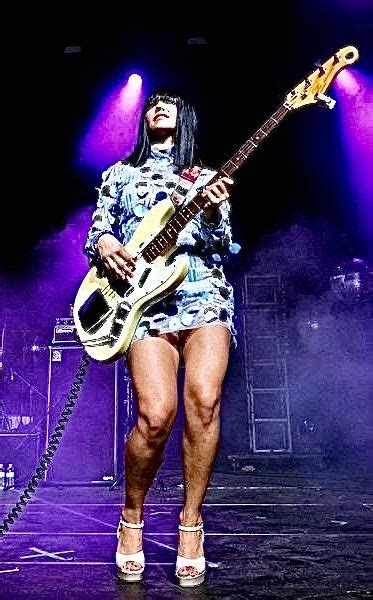 Laura Lee Khruangbin Bass Guitarist Girls Rock Guitarist