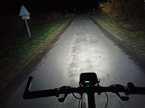 Magicshine Monteer 12000 review | bike light with 12,000 lumens ...