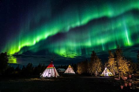 Aurora Lodge Aurora Hunting Spectacular NWT