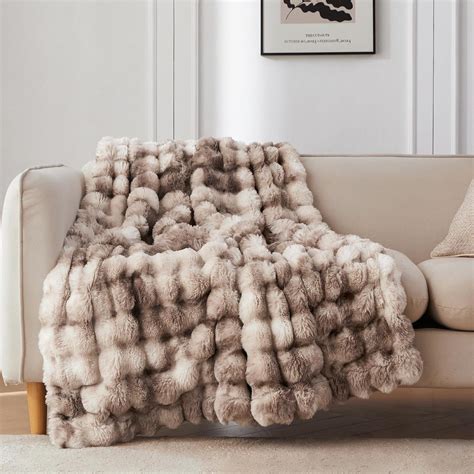Amazon.com: COOVA Faux Fur Throw Blanket for Couch, Cozy Soft and Fuzzy