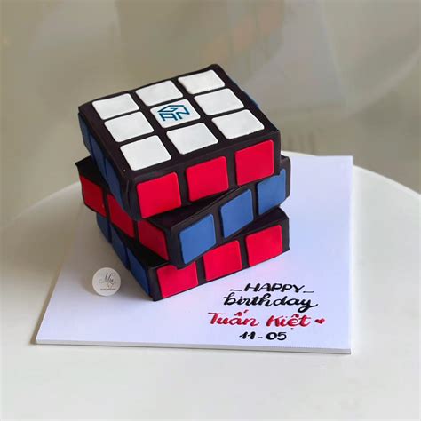 Bánh kem tạo hình khối rubik cho bé Tiệm bánh MiaCake Đà Nẵng