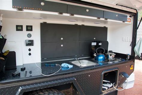 Camper Kitchen Lifestyle Reconn R2