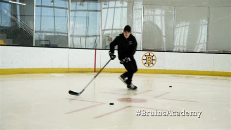 On-Ice Training: Edge Work | Boston Bruins