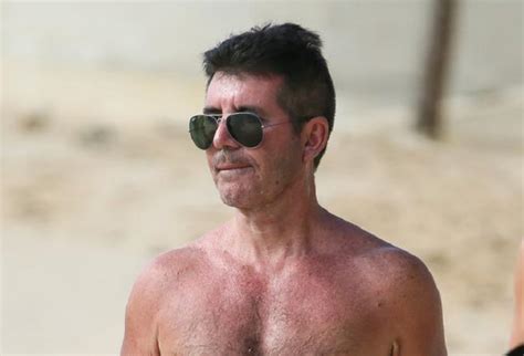 Simon Cowell ma ZŁAMANY KRĘGOSŁUP Twórca One Direction miał WYPADEK na