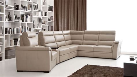 Sofa W Salonie Wietnych Naro Nik W Do Du Ych Wn Trz