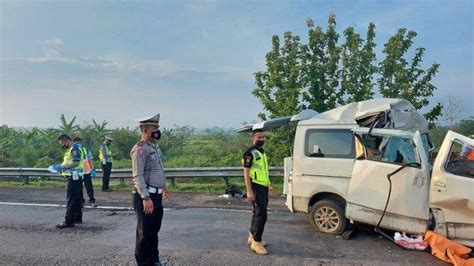 Kecelakaan Maut Pukul 04 40 Wib 2 Orang Meninggal Dunia Setelah Luxio