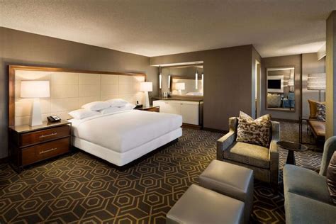 DoubleTree by Hilton Dallas Campbell Centre Dallas | Bookonline.com