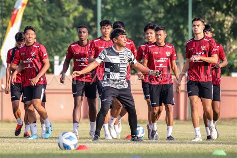 Latihan Timnas Indonesia U Jelang Lawan Kamboja Antara Foto