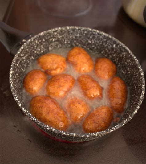 Claclo Ivoirien Beignet De Banane Plantain Kelianfood