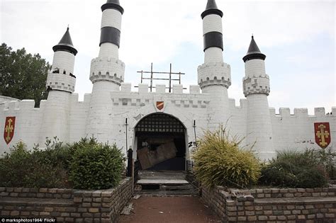 Camelot Theme Park Now Lies Abandoned And Looks Like A Horror Movie Set