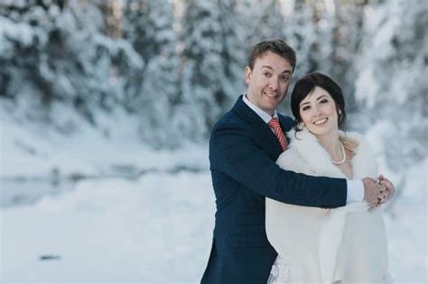 Emerald Lake Lodge Winter Elopement | Cilantro on the Lake ceremony