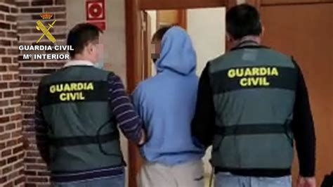 La Guardia Civil Detiene A Un Experimentado Delincuente Por Tres Robos Con Tirón En Cieza