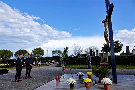 Obilježen blagdan Svih svetih i Dušni dan položen vijenac kod Križa