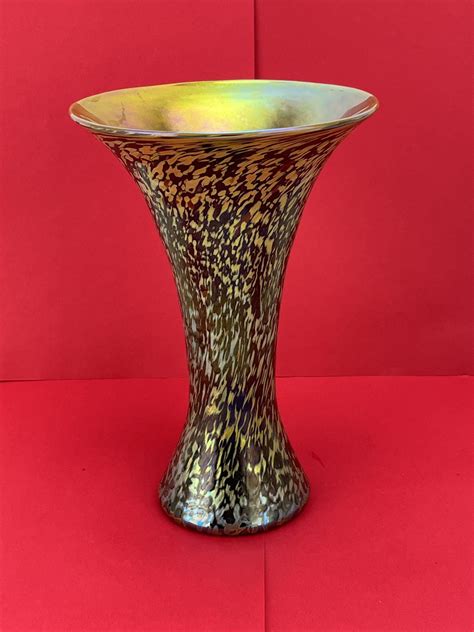 Lot 85 Wow Fantastic Art Glass Vase Van Metre Auction