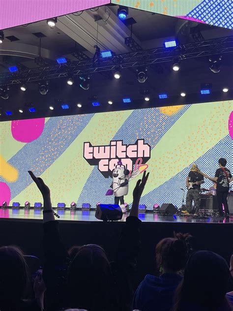 TwitchCon llegó a San Diego, sus streamers están conectando con sus