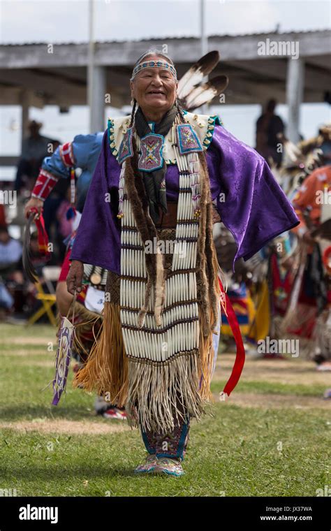 Cheyenne River Sioux Tribe Fair Fotografías E Imágenes De Alta