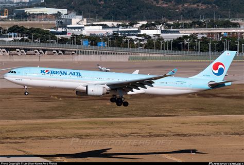 Hl Korean Air Lines Airbus A Photo By Lee Jihun Korea Aero