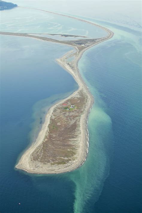 Hiking And Camping In The Dungeness Spit National Wildlife Refuge