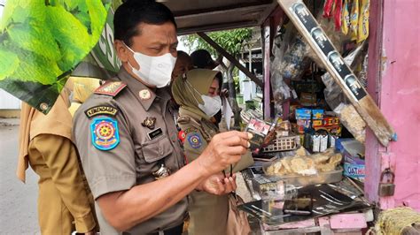 Cegah Peredaran Rokok Ilegal Satpol P3KP Giatkan Operasi