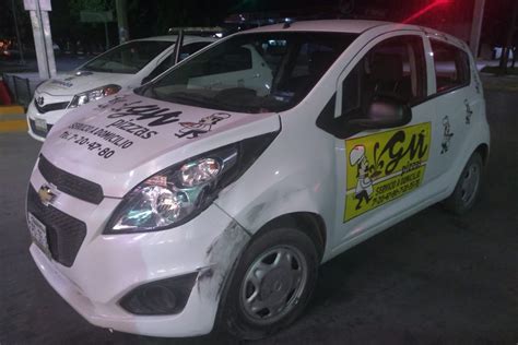 Provoca Percance Vial Al Dar Vuelta El Siglo De Torre N