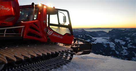 Drama Am Hintertuxer Gletscher Pistenraupe Berrollt Deutschen Snowboarder