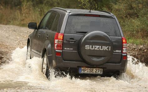 Suzuki Grand Vitara Off Road Wallpapers