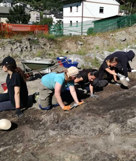 Piuro Trovata Una Dama Nella Pompei Delle Alpi