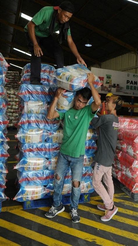 Blusukan Ke Sidoarjo Khofifah Ingin Umkm Tembus Pasar Global