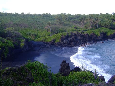 Wai'anapanapa State Park, Maui | State parks, Places to go, Maui