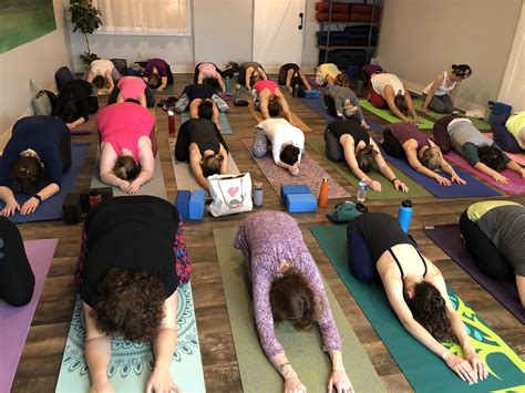 Galentine's Day Yoga pics + classes this week — Yoga 170