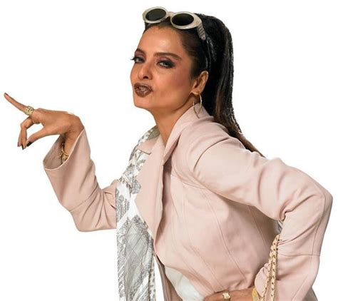 Rekha Photos 50 Rare Hd Photos Of Rekha Entertainment Newsthe Indian Express