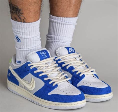 Fly Streetwear X Nike Sb Dunk Low Dq Release Date Sbd